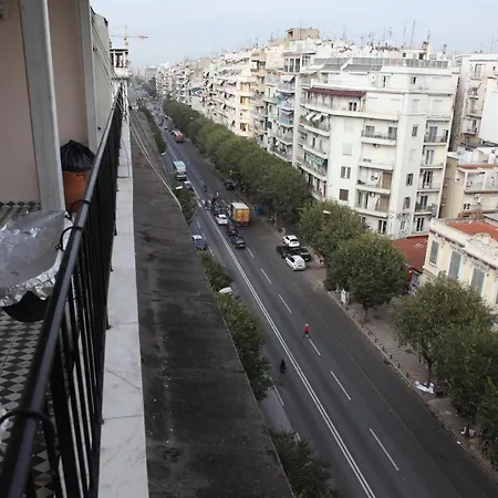 Apartment Egnatia In Front Of The Arch Of Galerius Thessaloniki